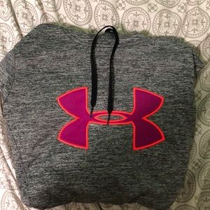 underarmour hoodie!!